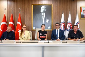 ÇOMÜ Kadın Voleybol Takımı Tarihinde İlk Kez 2. Lig’de fotoğraf 2