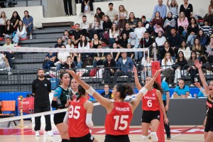 ÇOMÜ SK Kadın Voleybol Takımı’ndan 3-0’lık Galibiyet fotoğraf 3