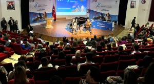 &Ccedil;OM&Uuml;, 8. Ulusal 4. Uluslararası Temel Hemşirelik Bakımı Kongresi&rsquo;ne Ev Sahipliği Yapıyor fotoğraf 24
