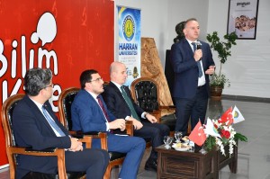 YÖK Başkanı Sayın Prof. Dr. Erol Özvar Öğrencilerle Buluştu: ÇOMÜ Rektörü Prof. Dr. R. Cüneyt Erenoğlu Harran Üniversitesi’ndeki 