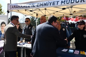 &Ccedil;OM&Uuml;&rsquo;de Şehre ve &Uuml;niversiteye Hoş Geldin Tanıtım G&uuml;nleri Ger&ccedil;ekleştirildi fotoğraf 18