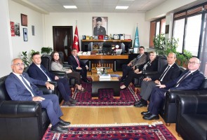 ÇOMÜ Rektörü Prof. Dr. Ramazan Cüneyt Erenoğlu, TÜB 26. Üst Kurul Toplantısı’na Katıldı fotoğraf 1