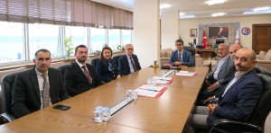 &Ccedil;OM&Uuml; ile Biga OSB Arasında Eğitim-&Ouml;ğretim İş Birliği Protokol&uuml; İmzalandı fotoğraf 1