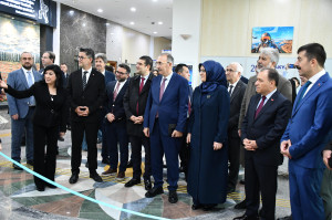 &Ccedil;OM&Uuml; Ev Sahipliğinde Ger&ccedil;ekleştirilen &Uuml;AK Y&ouml;netim Kurulu Toplantısı İle T&uuml;rkiye Y&uuml;ksek&ouml;ğretiminin Kalbi &Ccedil;anakkale&rsquo;de Attı fotoğraf 1