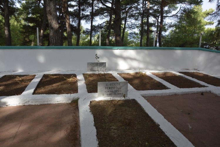 Merhum Hüseyin Akif Terzioğlu Aile Kabristanlığında, Bakım Çalışmaları Tamamlandı