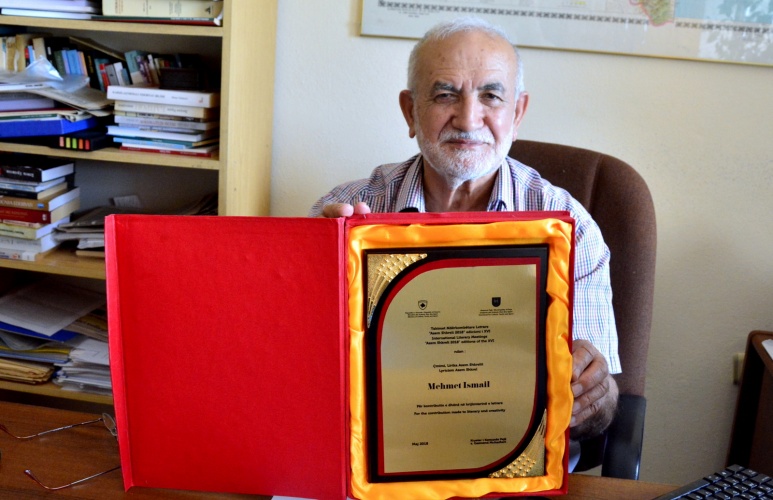 Prof. Dr. Mehmet İsmail’e Bir Ödül de Kosova Cumhuriyeti’nden