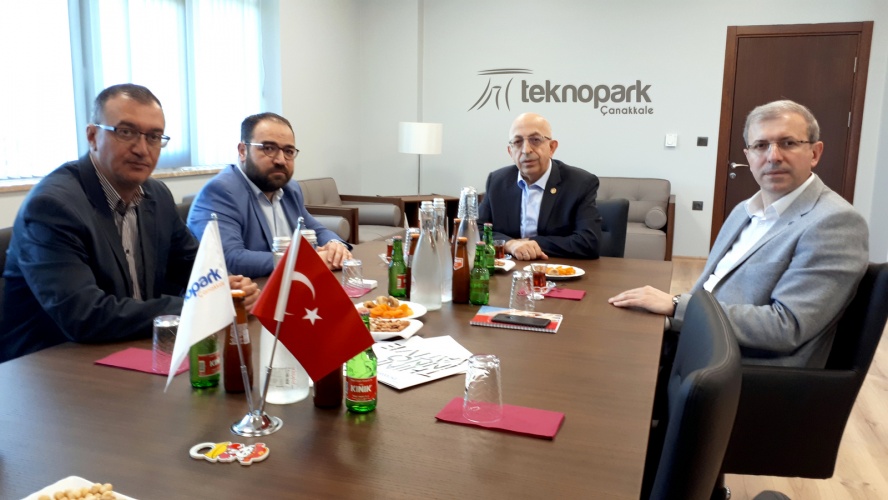 ÇOMÜ Rektörü Prof. Dr. Sedat Murat, Çanakkale Teknopark ’ta İncelemelerde Bulundu