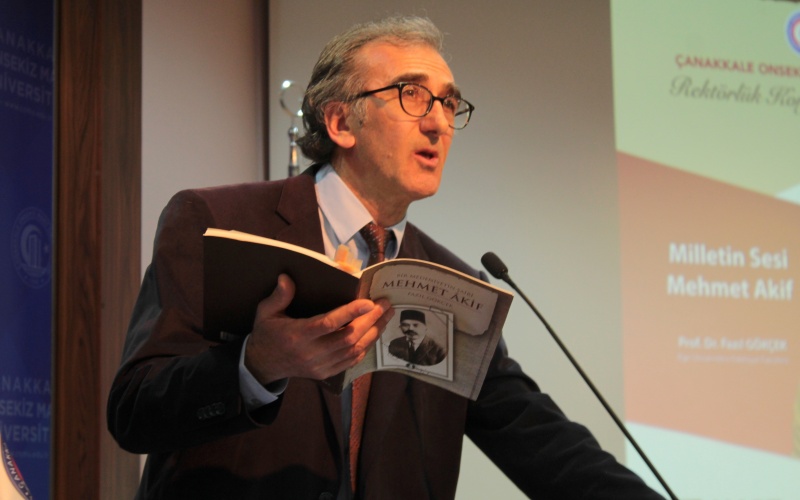 Milletin Sesi Mehmet Akif Konulu Konferans Gerçekleştirildi
