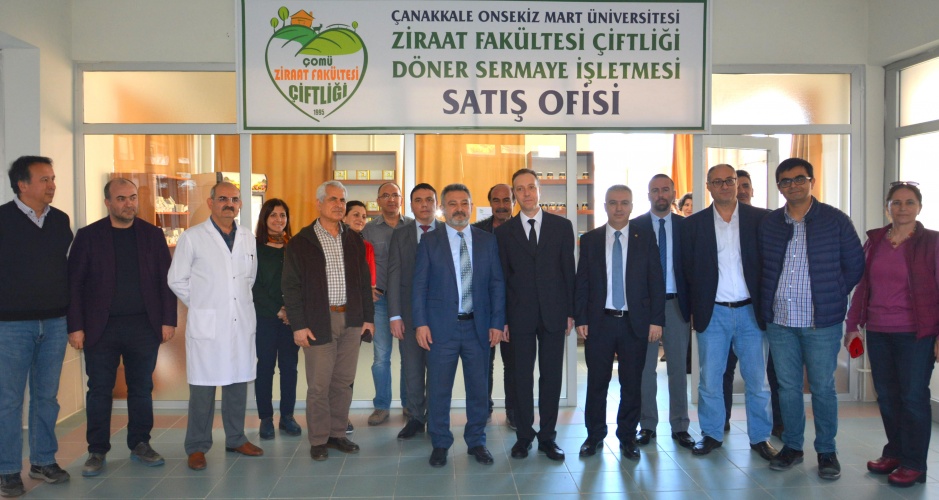Rektör Prof. Dr. Yücel Acer, Ziraat Fakültesi’nde İncelemelerde Bulundu