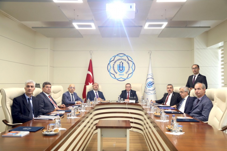 Trakya Üniversiteler Birliği 15. Üst Kurul Toplantısı Bandırma Onyedi Eylül Üniversitesinde Gerçekleşti