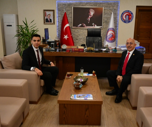 Bozcaada Kaymakamından Rektör Prof. Dr. Sedat Murat'a Ziyaret
