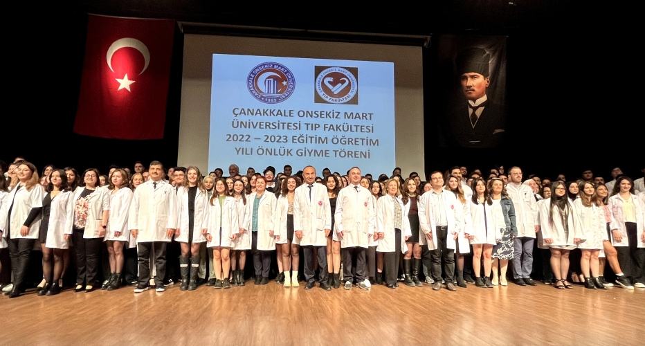 Tıp Fakültesi Beyaz Önlük Giyme Töreni Gerçekleştirildi