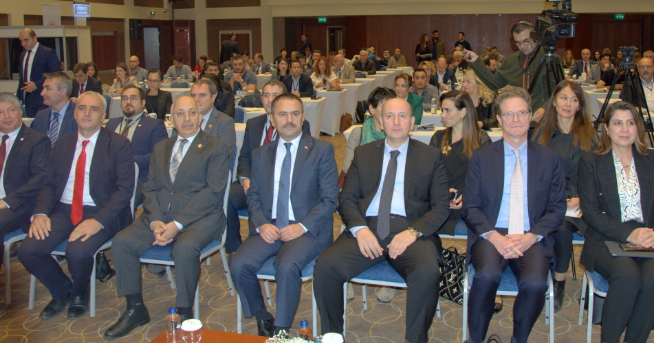 “Yenilenebilir Enerji Yatırımlarının İstihdama Etkisi” Çalıştayı Gerçekleşti