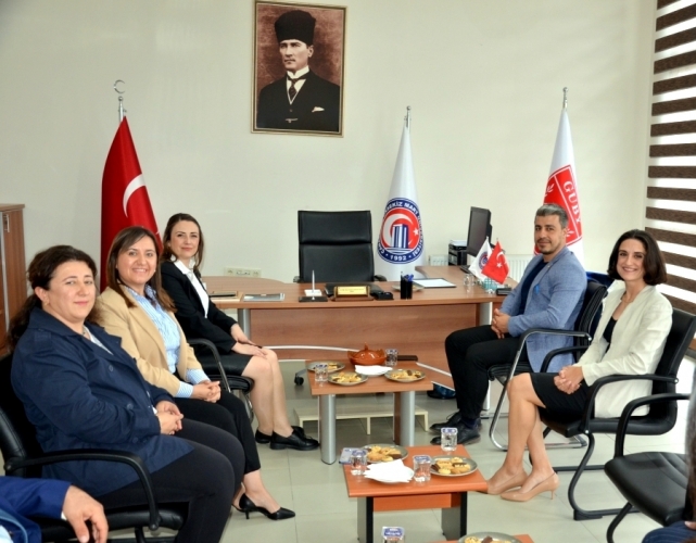 Gökçeada Uygulamalı Bilimler Yüksekokulu Kalite Güvence ve İyileştirme Ziyareti ve Akademik Yükseltme Belge Takdimi