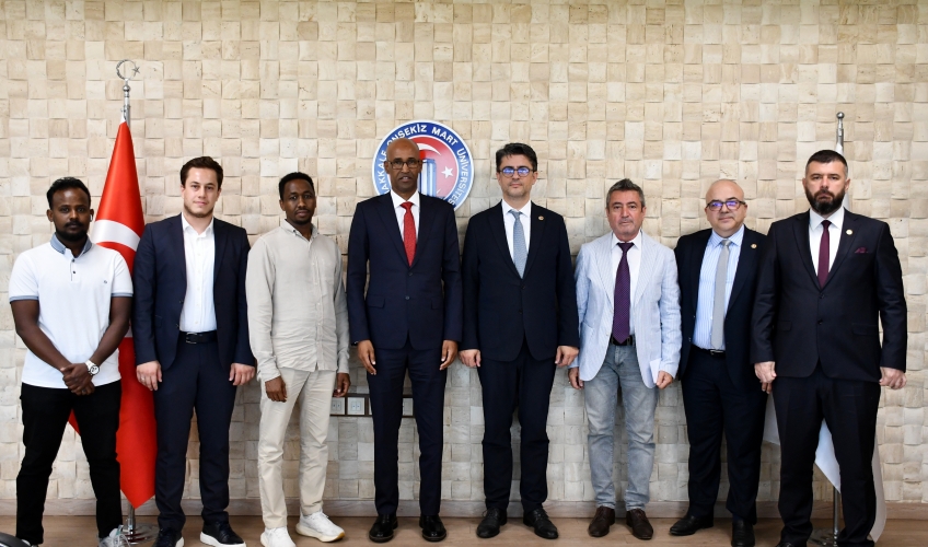 Somali Büyükelçisinden Çanakkale Onsekiz Mart Üniversitesine İş Birliği Ziyareti