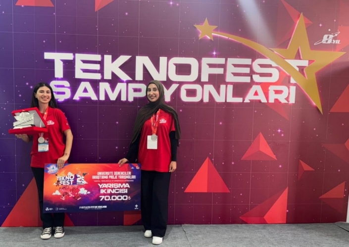 ÇOMÜ’lü Gençlerden TÜBİTAK 2242’de Türkiye İkinciliği: MotoNova Projesiyle Gururlandık