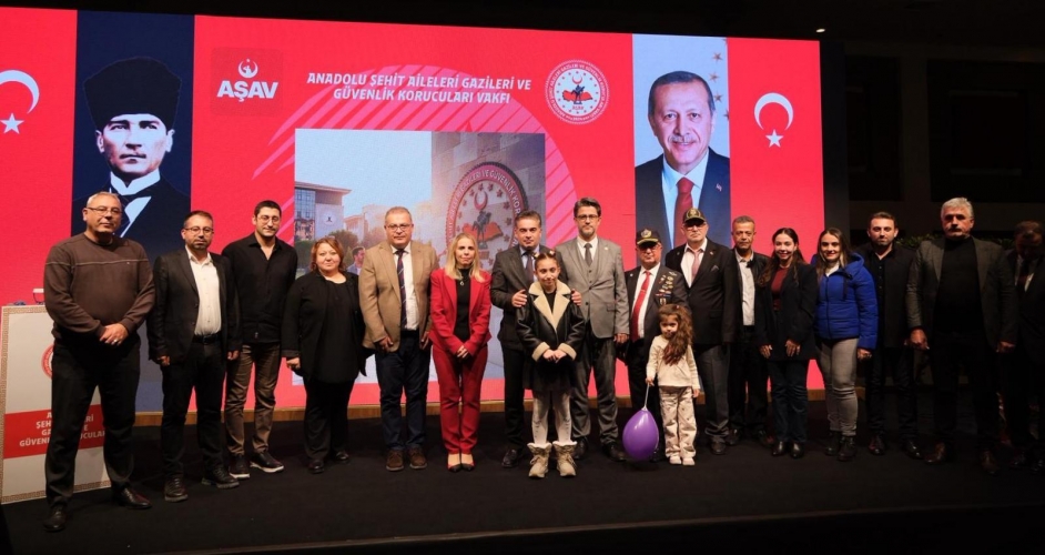 Rektör Prof. Dr. R. Cüneyt Erenoğlu, AŞAV Birlik ve Beraberlik Gecesine Katıldı